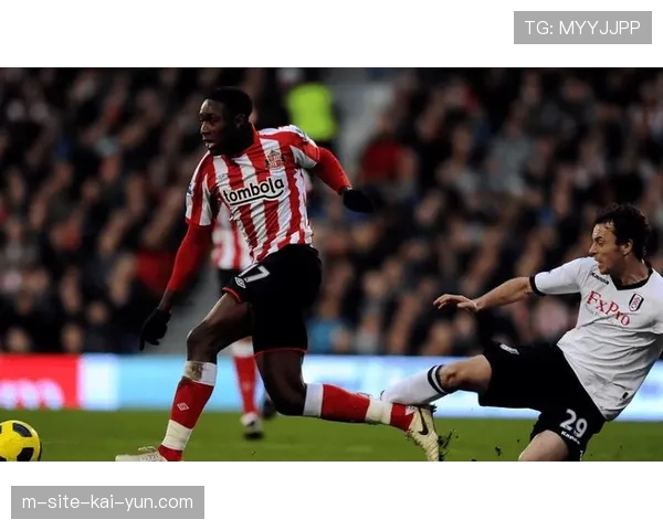 富勒姆客场三比一击败桑德兰结束联赛三连败颓势